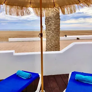 Luxury Sea Front Iii , Playa Honda (Lanzarote) Spagna