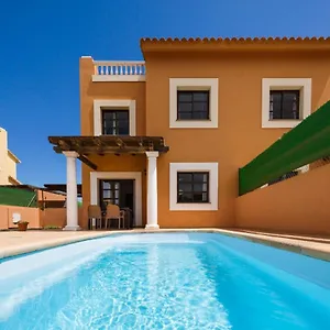 https://villa-paraiso-corralejo-35660.in-canary-islands.com